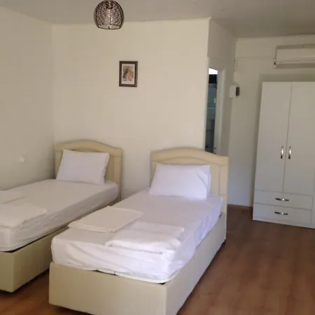 فندق مبيت وإفطار Sakligol Evleri *
